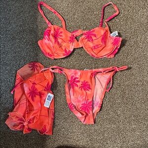 Liquid blue 3 pc bathing suit set includes